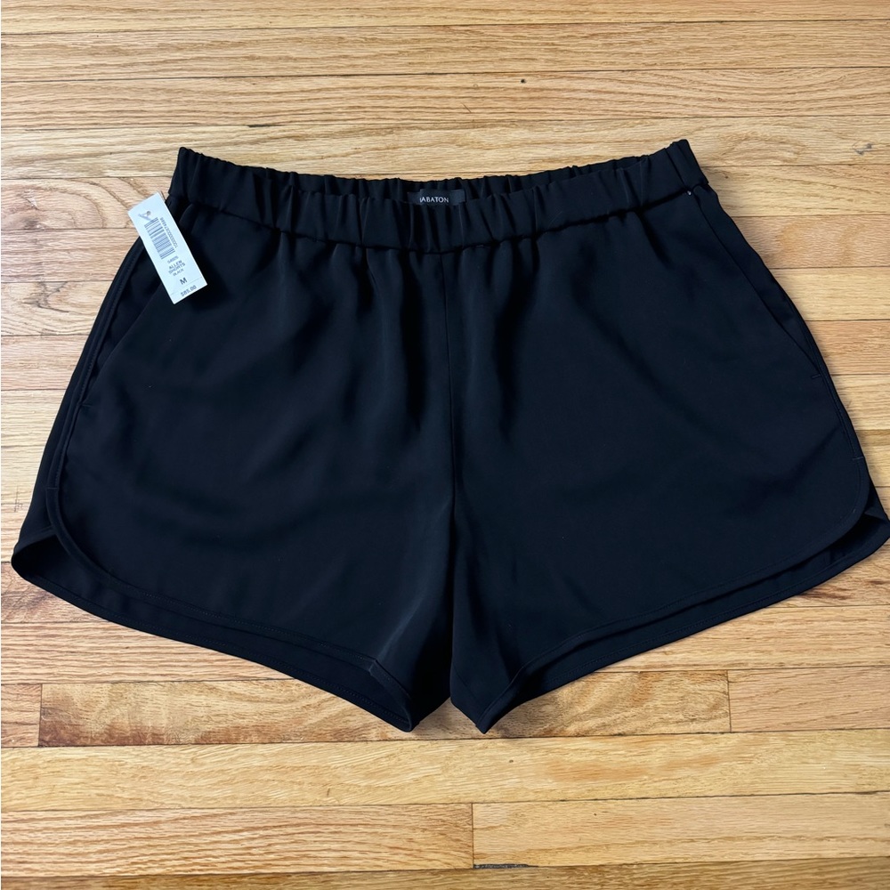 NWT Aritzia Babaton Shorts